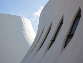 Le Havre, cultural centre LE VOLCAN by Oskar Niemeyer 1977-82, partial view