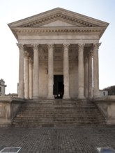 Frankr Nîmes Maison Carrée 59962 Roman podium stamp north pediment