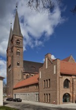 Stendal Altmark Cathedral in front of it 2010-13 newly built west wing of the cloister 74798 by the