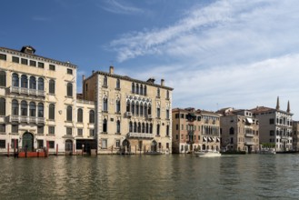 Venice, Palaces on the Grand Canal, From left to right: Palazzo Bernardo di Canal, Palazzo Querini