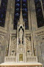 Saint Patrick's Old Cathedral or Old St. Patrick's, Lower Manhattan, Gothic altar with central