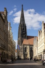 Münster/Westphalia, Prinzipalmarkt, row of houses with arcades, view of St. Lamberti