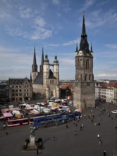 Halle S market square 54924, view from south-east with market church and red tower, lower left