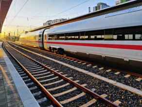 Central station with Intercity-Express ICE at sunrise, Dortmund, Ruhr area, North Rhine-Westphalia,