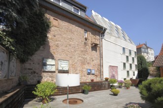 Modern and old building in Kuhgasse, Gelnhausen, Hesse, Germany, Europe