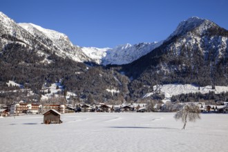 Winter landscape, snowy landscape, view of Oberstdorf, behind Nebelhorn and Schattenberg,