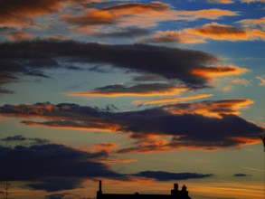 Red-blue sky with clouds at sunset, Offenbach am Main, Hesse, Germany, Europe