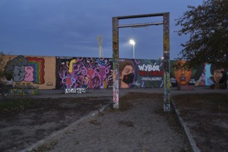 Caribbean Vandals, Germany, Berlin, 28. 10. 2020, Mauerpark, Graffiti Wall, Swing Scaffold,