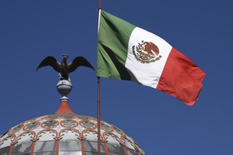 Domed building Kiosco Morisco in Alameda Park with Mexican flag, Colonia Santa María la Ribera,