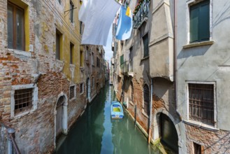 Old Town Canal, Venice, Veneto, Italy, Europe