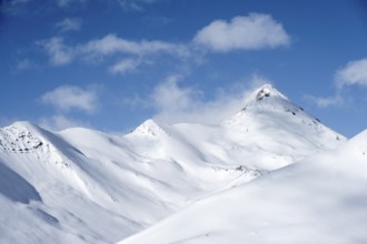 Snow-covered Alps, winter landscape in the mountains, Albula Alps, Grisons, Switzerland, Europe