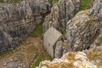 St Govan's Chapel, Pembrokeshire Coast National Park, Pembrokeshire, Wales, Great Britain