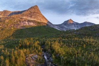 Mountains at the Efjord, near Narvik, Tysfjord, Ofoten, Nordland, Norway, Europe