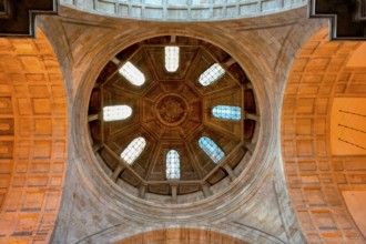 Church and Monastery of Sao Vicente de Fora, Crossed ceiling and cupola, Lisbon, Portugal, Europe
