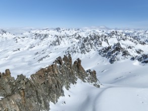 Vadret da Porchabella glacier in winter, Graubünden Haute Route, Albula Alps, Rhaetian Alps,