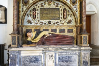 Monument tomb of George Snygge d 1617, church of Saint Stephen, St Stephen's church, Bristol,