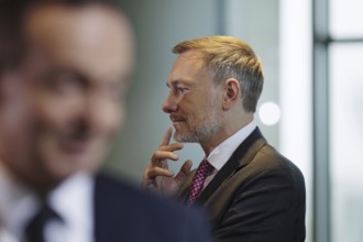 In the foreground: Volker Wissing (FDP), Federal Minister of Transport and Digital Affairs and