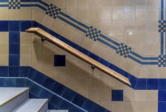 Interior photo, corridor and staircase in the Kaisergalerie, Hamburg, Germany, Europe