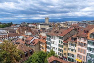 City view with Lake Geneva, City of Lausanne, Canton of Vaud, Switzerland, Europe
