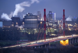 Thyssenkrupp Steel steelworks, blast furnaces 8 and 9, gasometer, motorway bridge of the A42 over