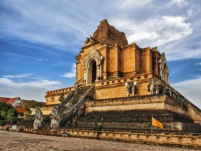 Buddhist temple Wat Chedi Luang. Chiang Mai, Thailand, Asia