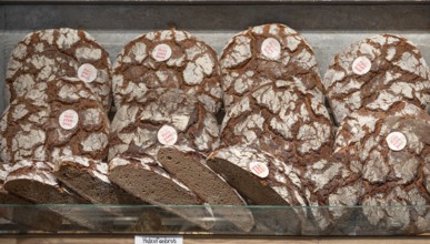Fresh wood-fired bread in a bakery, Bavaria, Germany, Europe
