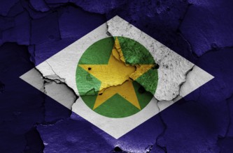 Flag of Mato Grosso, Brazil painted on cracked wall