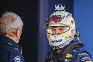 MELBOURNE, AUSTRALIA, APRIL 8: Helmut Marko and Max Verstappen of Red Bull Racing before first
