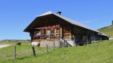 Old house in the Simmental, Switzerland, Europe