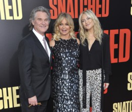 Kate Hudson, Goldie Hawn and Kurt Russell at the Los Angeles premiere of 'Snatched' held at the