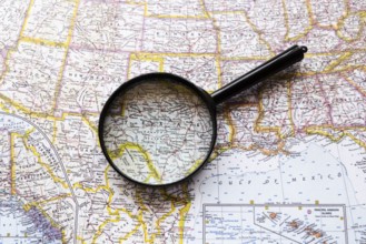 Texas state seen from magnifying glass
