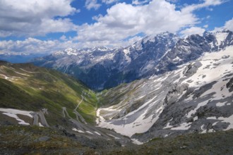 Stilfserjoch, Vinchgau, South Tyrol, Italy, mountain landscape on the Ortler, Stilfser Joch pass