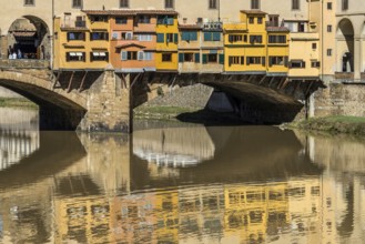 Ponte Vecchio, landmark, old town, architecture, tourism, travel, historic bridge over the Arno in