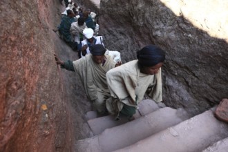 Rock churches of Lalibela, pilgrims on the way between the rock churches, Ethiopia, Africa