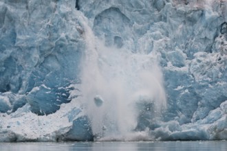 Calving glacier, edge of Monacobreen, Liefdefjord, Woodfjord area, Spitsbergen Island, Svalbard and