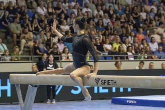 Olympic qualification in apparatus gymnastics in Rüsselsheim Picture: Helen Kevric on the balance