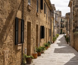 Small alleyways in the historic old town of Alcudia, Majorca, Spain, Europe