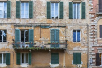 Dilapidated house, empty balcony, nobody, dilapidated, building, property, crisis, Italy, Europe