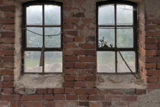 Window of a brick building from 1920, Meckleburg-Vorpommern, Germany, Europe