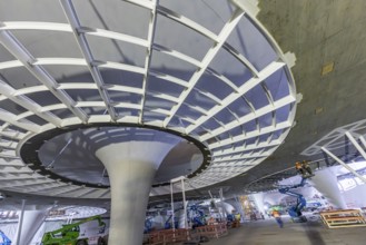 Impressions of the new Stuttgart 21 main station. The shell is finished, now it's time for the