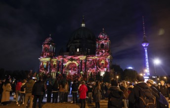 Festival of Lights, illuminated Berlin Cathedral and TV Tower, 07.10.2024, Berlin, Berlin, Germany,