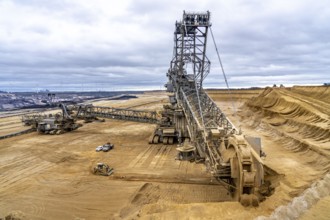 Opencast lignite mine Garzweiler 2, bucket wheel excavator 261 excavating the surface, near the