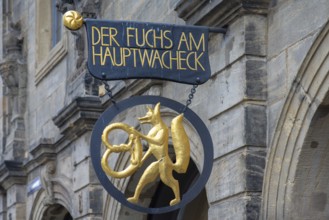 Figure of a fox with a pretzel, nose sign of a bakery, Hauptwachstr. 13, Bamberg, Upper Franconia,