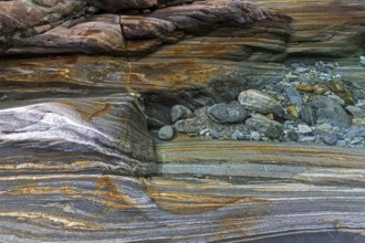 Rocks, rock structures, clear water, Verzasca River, near Lavertezzo, Verzasca Valley, Valle
