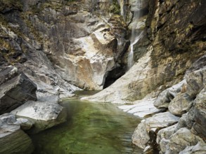 Cascata del Salto waterfall, Maggia, Maggia Valley, Canton Ticino, Switzerland, Europe
