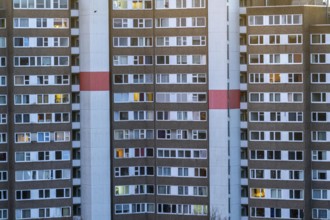 High-rise buildings in the Bensberg residential park, Bergisch-Gladbach, 18-storey housing estate