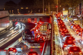 Evening traffic, partly with congestion, slow-moving traffic on the A40 motorway, traffic jam