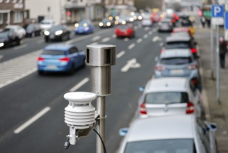 Oberhausen, North Rhine-Westphalia, Germany - Air quality measuring station on the B 223 federal
