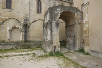 Historic archway at the church of St-Siffrein, Saint, Carpentras, Vaucluse, Provence, France,