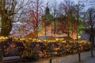 Stalls with Christmas decorations, Christmas market at Charlottenburg Palace, Blue Hour, Berlin,
